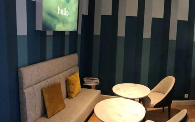 Hotel Frochot Montmartre - photo 2