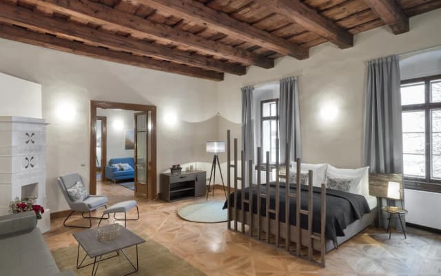 3 Epoques Apartments by Adrez Living - photo 2