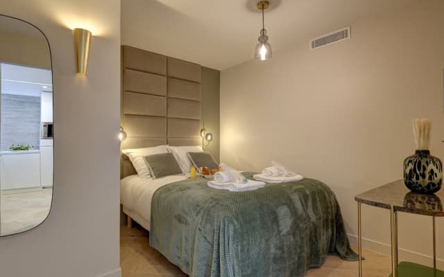 Superb AC Apartment Champs de Mars Eiffel Tower - photo 4