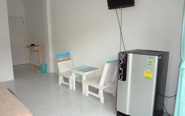Beach House Pattaya - photo 3