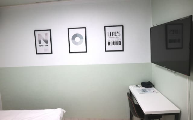 Toy Guesthouse - photo 4