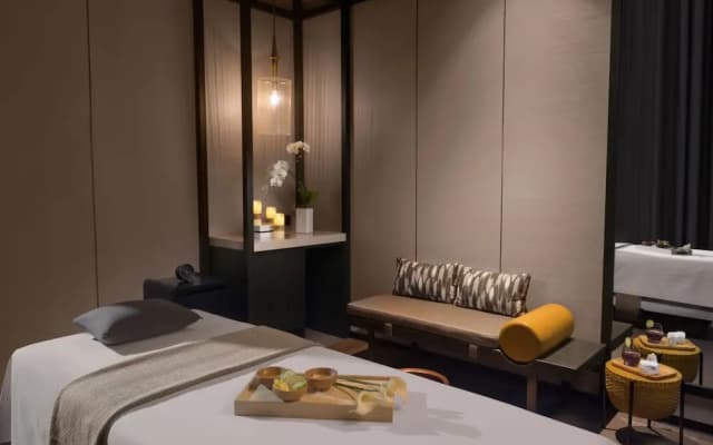 Hoiana Hotel & Suites - photo 4