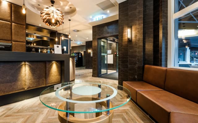 Alfred Hotel - photo 2