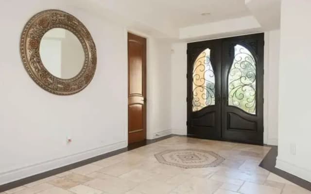 Encino 5 Bedroom House-Private Pool - photo 4