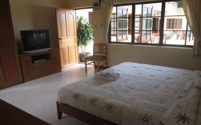 Seajays Resort - photo 5