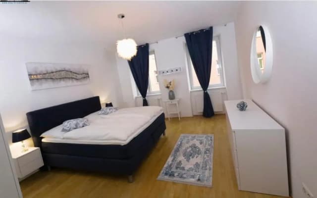 Charming & Large Flat near CentralStation Apt7 - photo 4