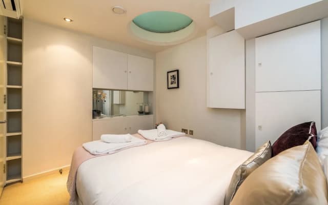 Bedfordbury - photo 5