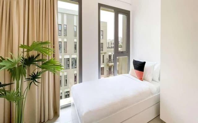 Fancy 2BR Apt Town Square - photo 2