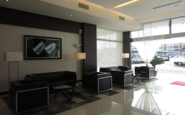 D Hotel Seri Iskandar - photo 2