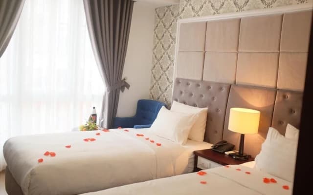 Skyline Hotel Hanoi - photo 3