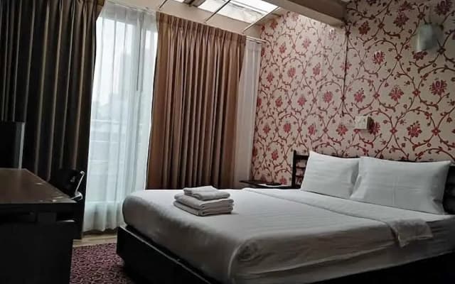 14 Plus 1 Hotel - photo 4
