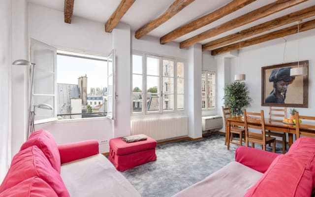 St. Germain - Odeon Area Apartment - photo 2