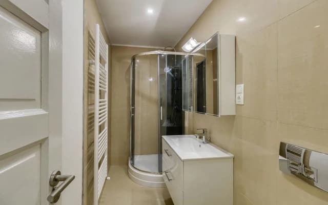 Pelicanstay At 5Th District - photo 2