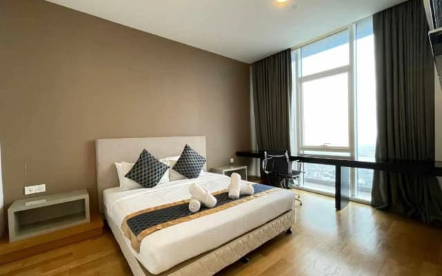 #1A Private Bath Tub Apartment KLCC Sky Pool ^^ - photo 3