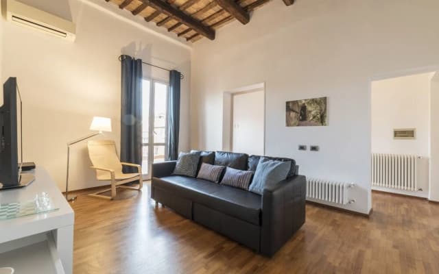 Great Terrace Flat a few Steps From Spanish Steps - photo 2