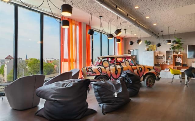 Holiday Inn - the niu, Hide Berlin Friedrichshain by IHG - photo 2