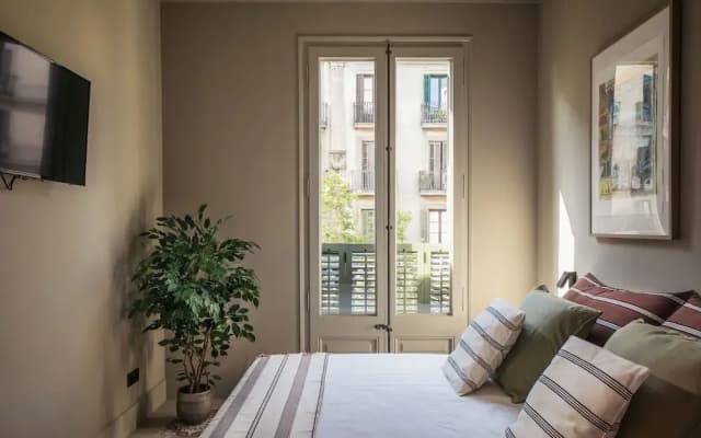 Lovely 6 BR Flat in L Eixample - photo 5