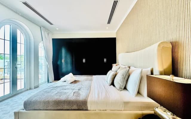 Venduras - 3BR Villa in Jumeirah Park - photo 3