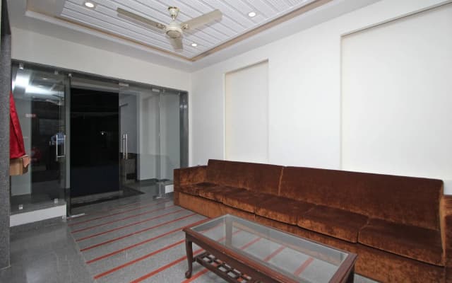 Blu Pebbles Hotel - photo 2