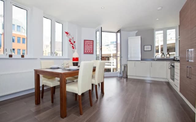 One Whites Row - photo 5