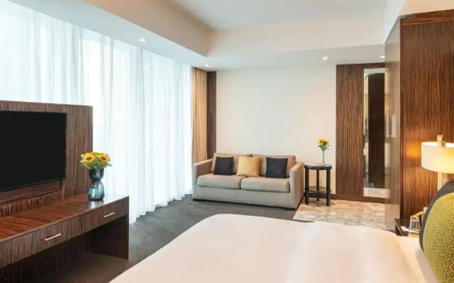 Voco Bonnington Jumeirah Lakes Towers - photo 2
