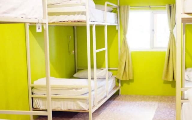 AK Hostel - photo 4