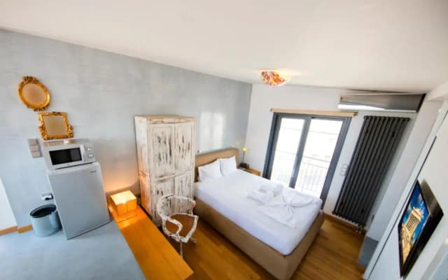 Topfloor stylish apartment with Acropolis view! - photo 4