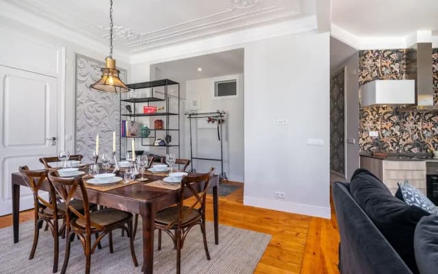 Luxurious Art Deco 3 Br - photo 2