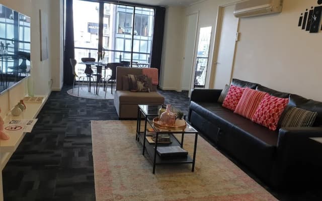 225 Melbourne Tower - photo 4