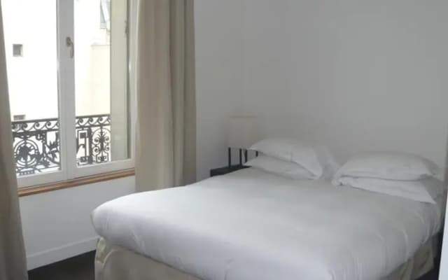 Bridgestreet Champs Elysées Deluxe Residence Apartments - photo 5