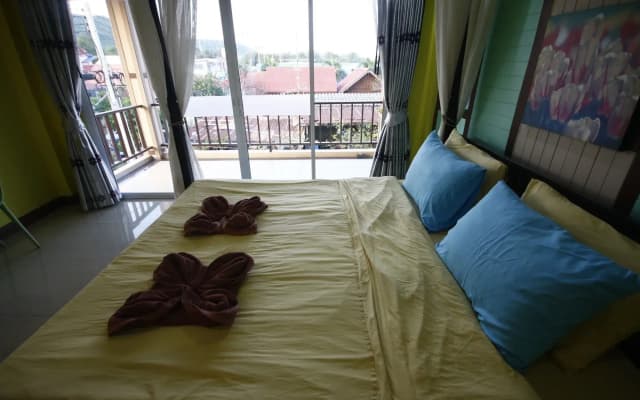 Koh Larn Sea Side Resort - photo 4