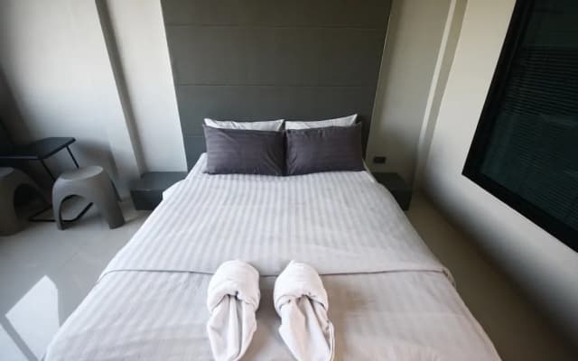 Koh Larn Villa Resort - photo 2