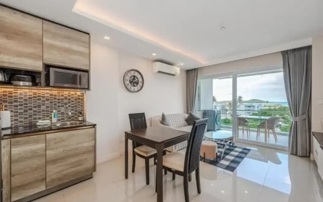 1BR Rooftop Pool Ocean View C189 - photo 4