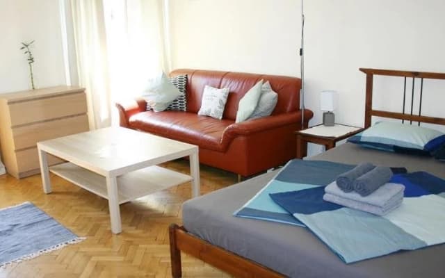 Honey Hostel - photo 2