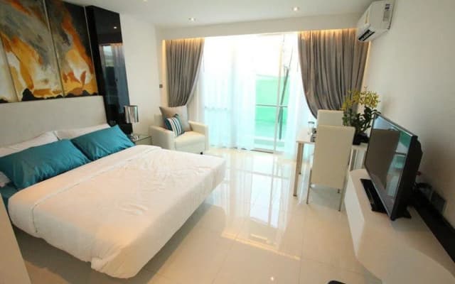 City Center Residence by Pattaya Sunny Rentals - photo 4