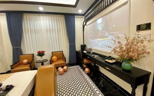 Luxury Place Hotel - photo 2