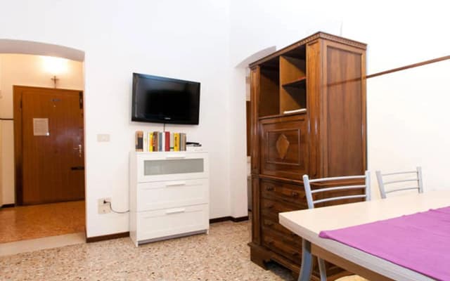 Ca' Violet Apartment - photo 2