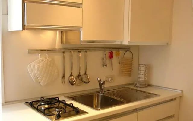 Venetian Apartments - photo 2