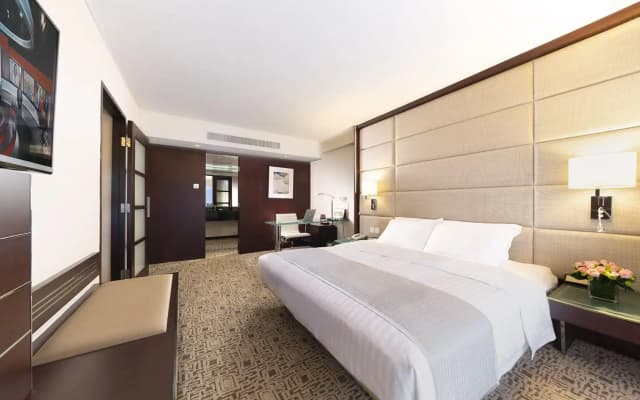 Regal Kowloon Hotel - photo 5