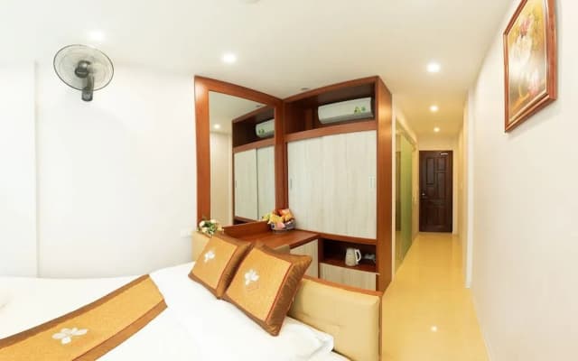 Hoang Bach Hotel - photo 4