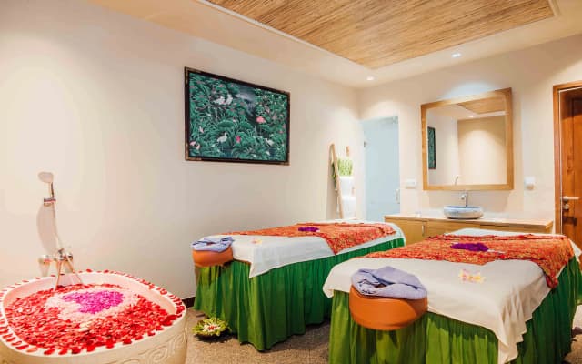 Kuta Puri Bungalows, Villas and Resort - photo 4