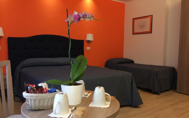 Fleming Suites - photo 2
