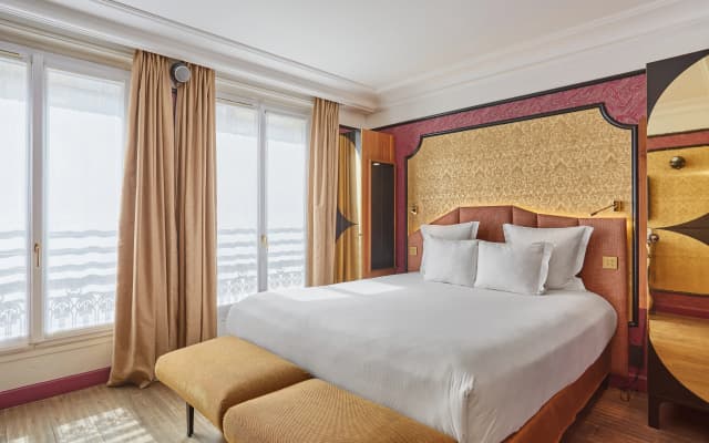 Idol Hotel - photo 4