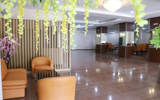 Aurora Hotel - photo 3