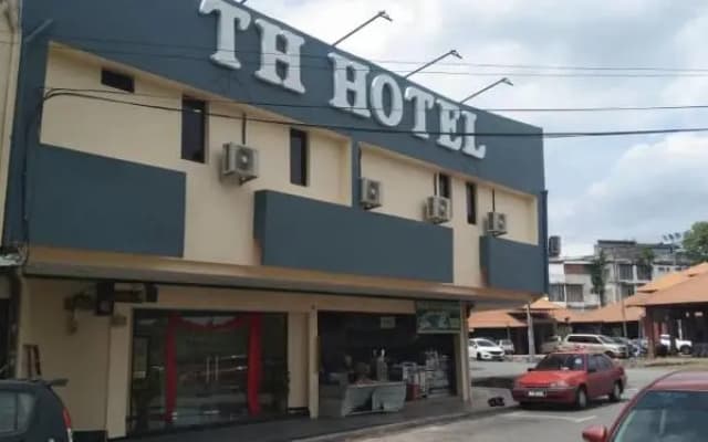 Th Hotel by OYO Rooms - photo 5