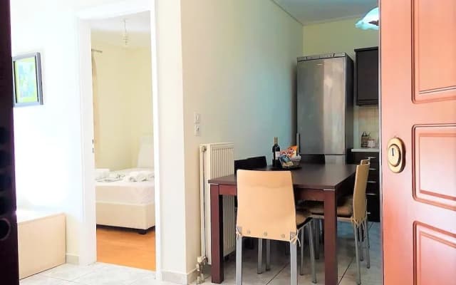 Comfy 3rd Floor Flat and Pspace - photo 4