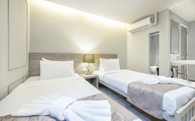 G6 Bangkok Hotel - photo 3