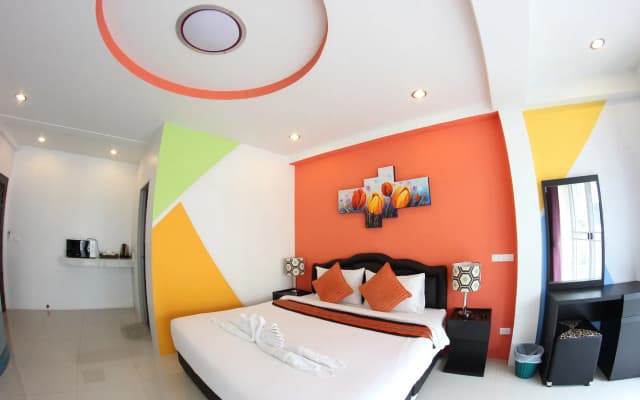 Tulip Inn - photo 2