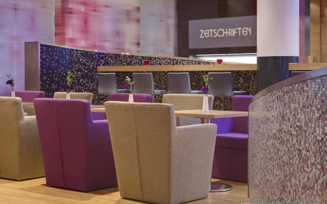 IntercityHotel Berlin Hauptbahnhof - photo 2