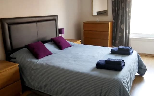 Bright 2 Double Bedrooms Apartment - photo 4